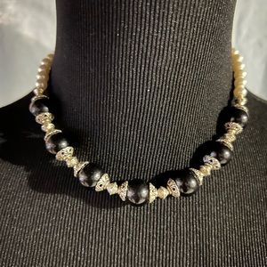 Pearls and black stone silver color bead caps necklace